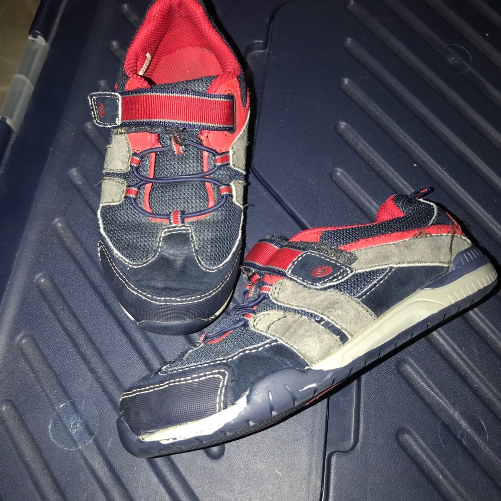 Little boys Stride Rite tennis shoes